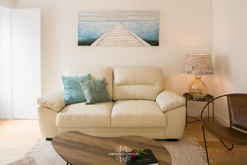Designer´s Apartment with Parking and swimming pool 58 by Lisbonne Collection room 4